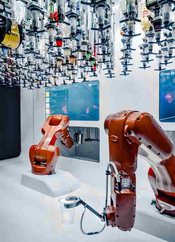 Homo Deus robots industriales